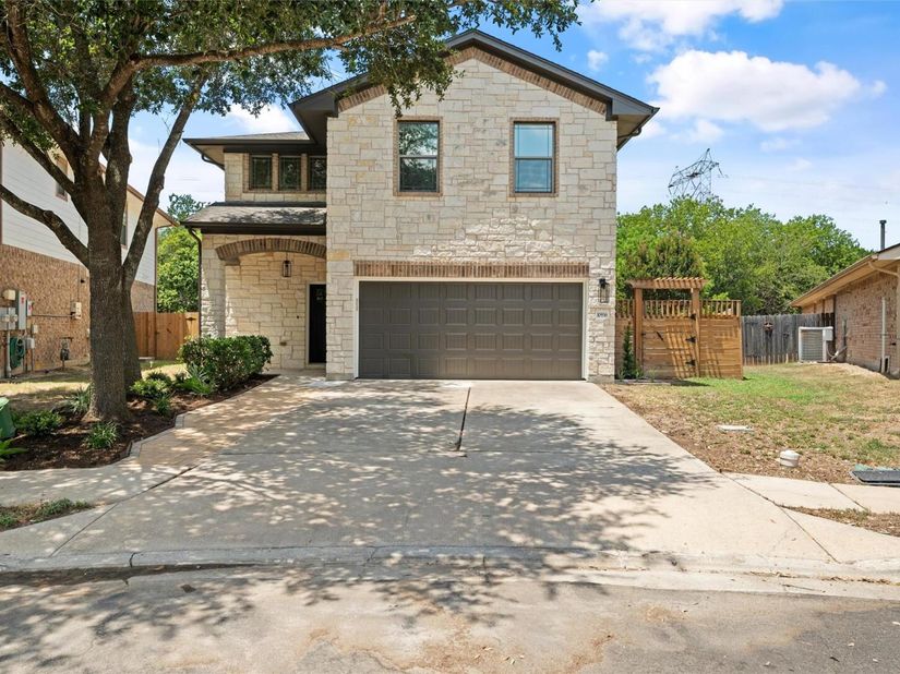 10936 Short Springs DR, Austin TX 78754
