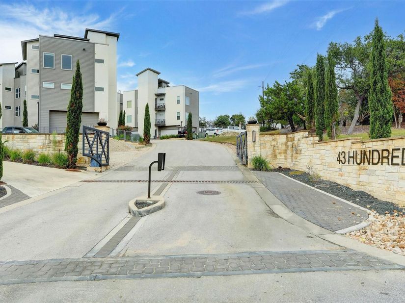 4300 Mansfield Dam RD 1221, Austin TX 78734