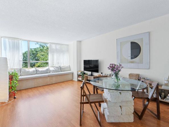 1800 Lavaca ST 413, Austin TX 78701