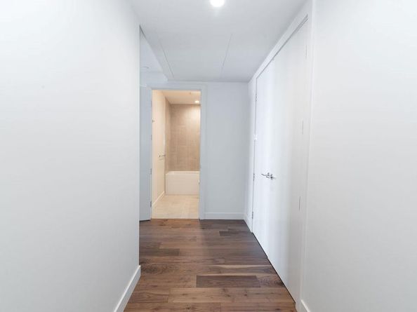 44 EAST Ave 3804, Austin TX 78701