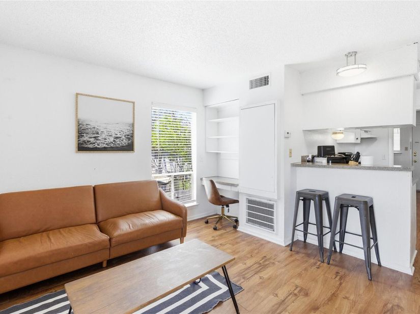 2808 Whitis Ave C301, Austin TX 78705