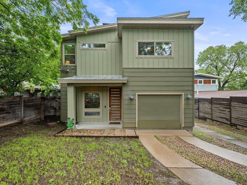 1131 Poquito ST A, Austin TX 78702