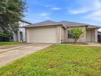 2206 Bluebonnet DR