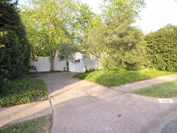 5108  Maple Springs Boulevard , Dallas Texas 75235