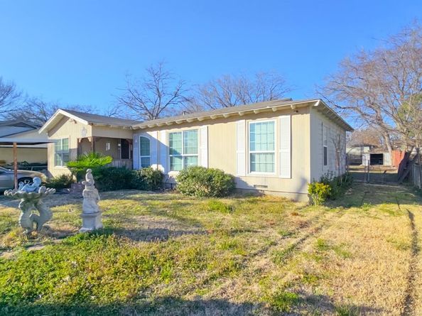 9713  Silver Meadow Drive , Dallas Texas 75217