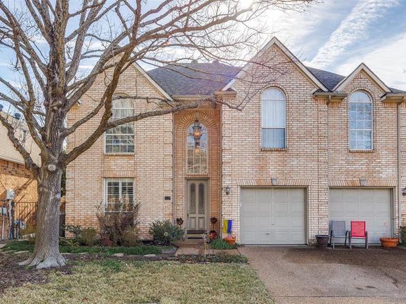 1536  Waterside Court , Dallas Texas 75218