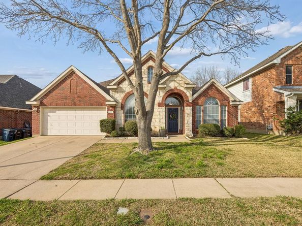 5517  Lawnsberry Drive , Fort Worth Texas 76137