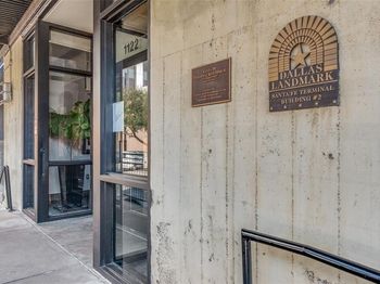 1122  Jackson Street 