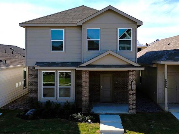 3032  PECAN FARM Lane , Fort Worth Texas 76140