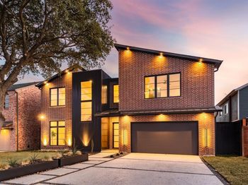 3950  Rochelle Drive 