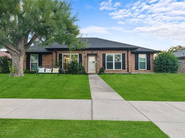 2620  Carmel Drive , Carrollton Texas 75006