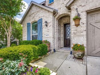 1629  Carnation Street 