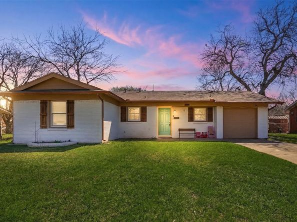 1540  Roma Lane , Fort Worth Texas 76134