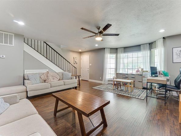 5808  Marina Drive  13, Garland Texas 75043