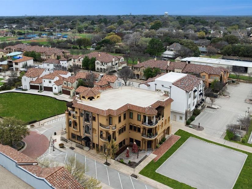 62  Main Street  200, Colleyville Texas 76034