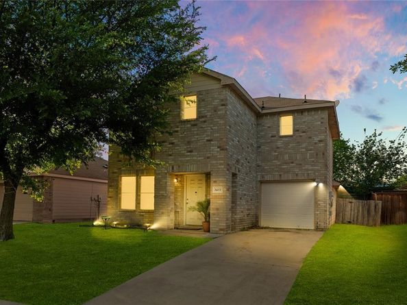 3433  Pinebrook Drive , Dallas Texas 75241