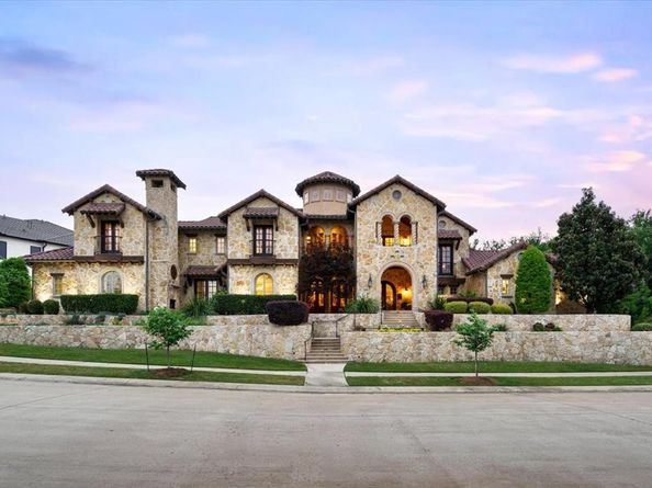 2504  Silver Table Drive , Lewisville Texas 75056