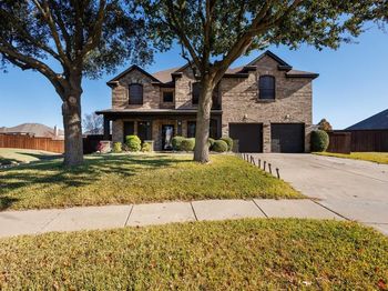 936  Bending Oak Drive 