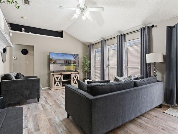 6985  Avington Way , Fort Worth Texas 76133