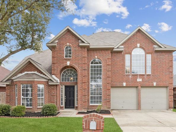 5809  Chatsworth Court , Arlington Texas 76018