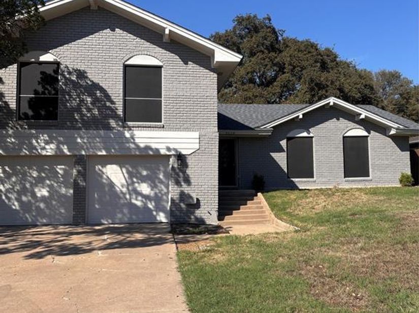 3528  Walton Avenue , Fort Worth Texas 76133