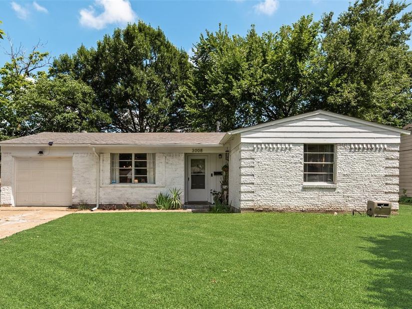 3008  Albany Drive , Mesquite Texas 75150