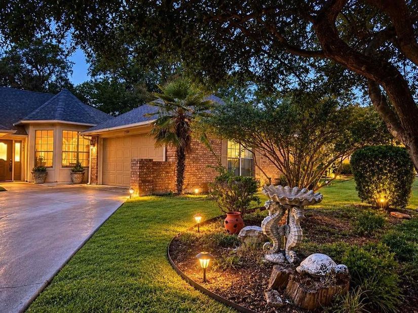 5309  Deep Canyon Drive , Garland Texas 75043