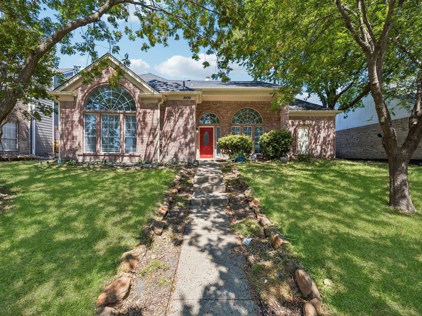 8109  Pickard Drive , Rowlett Texas 75088