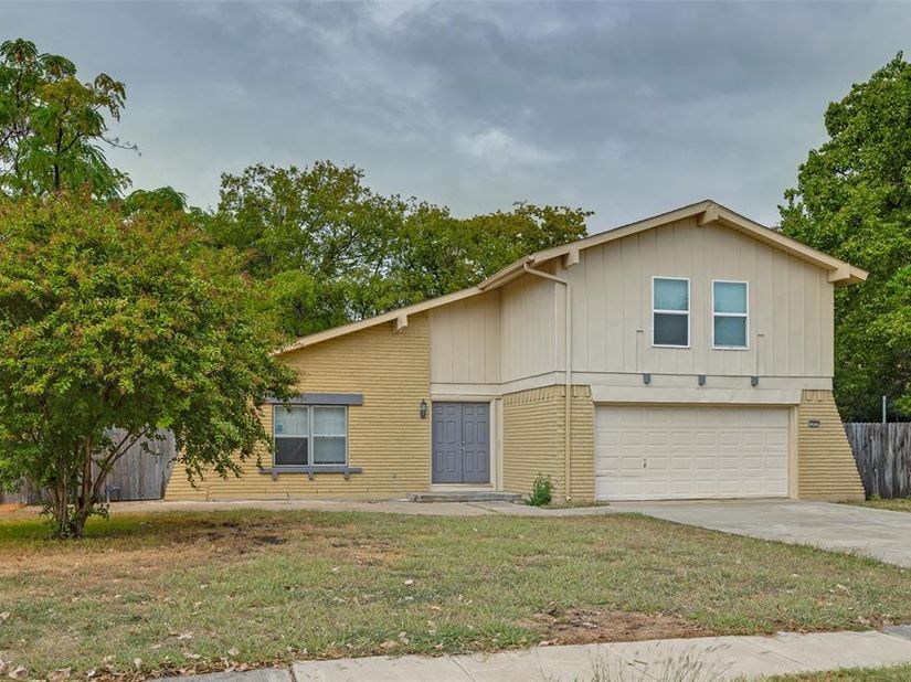 1601  Wendy Way , Richardson Texas 75081