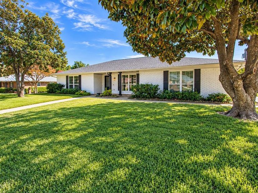 146  Village Estates Drive , Highland Village Texas 75077