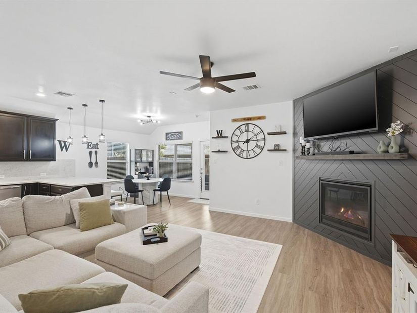 10233  Long Branch Drive , McKinney Texas 75071