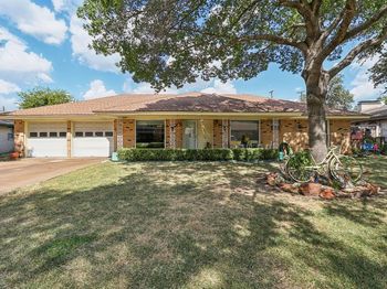 2105  Briarwood Boulevard 