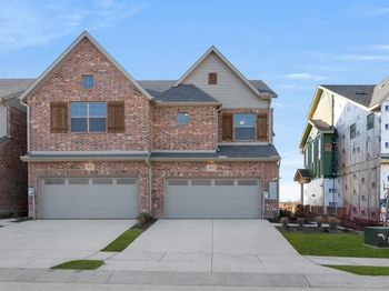 4619  Hawks Trail 