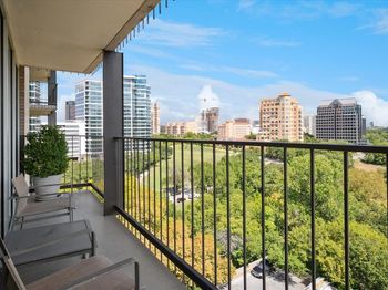 3310  Fairmount Street 