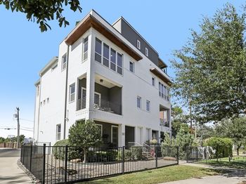 302  Wimberly Street 