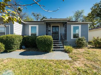 3106 S Marsalis Avenue 