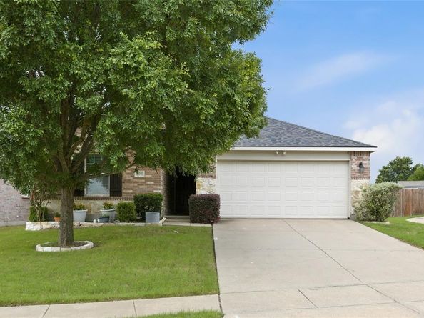 105  Honeysuckle Court , Fate Texas 75189