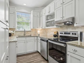 2113  Parkview  