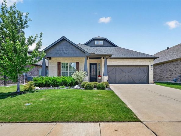 669  Harris Ridge Drive , Arlington Texas 76002