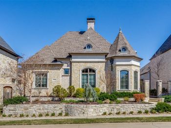 6816  Cousteau Court 