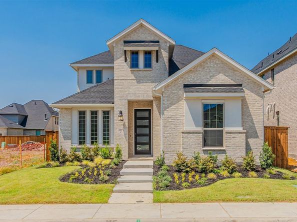 3125  Casa Blanca Street , Celina Texas 75009