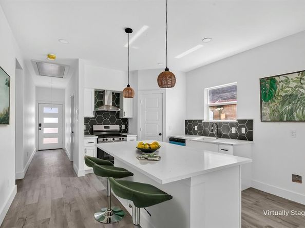 9704  Valley Mills Lane , Dallas Texas 75227