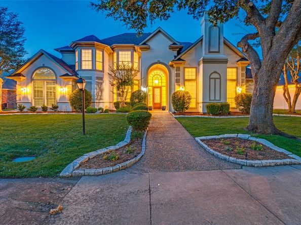 17919  Castle Bend Drive , Dallas Texas 75287