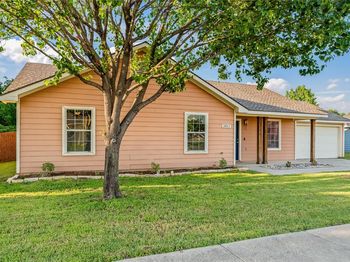 2813  Dana Lane 