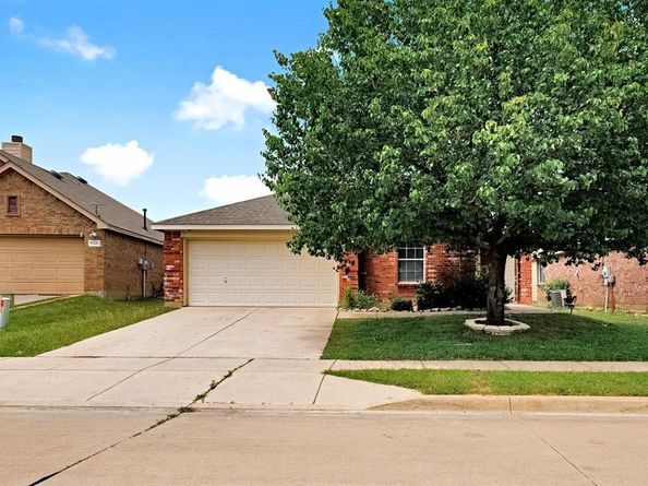 1212  Barrel Run , Fort Worth Texas 76052