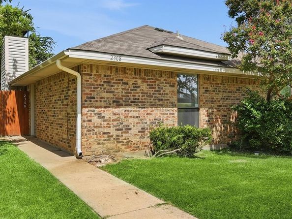 2308  Carol Good Lane , Carrollton Texas 75006