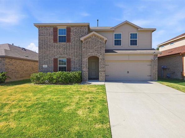 2200  Rustling Oaks Drive , Denton Texas 76209
