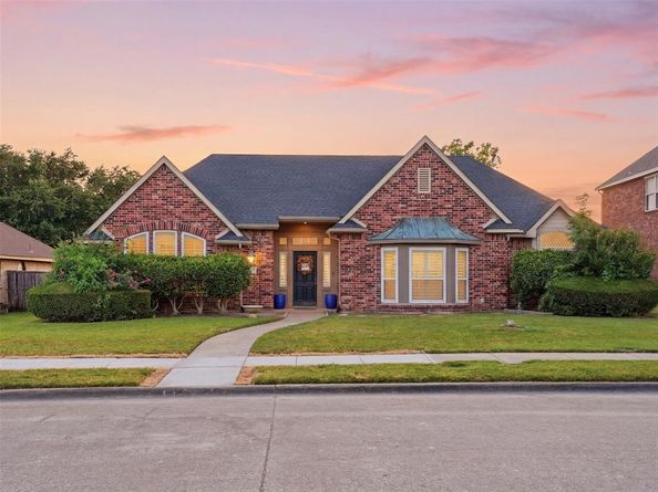4011  Province Drive , Carrollton Texas 75007