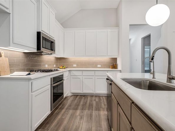 2638  Bechtol Circle , Garland Texas 75042