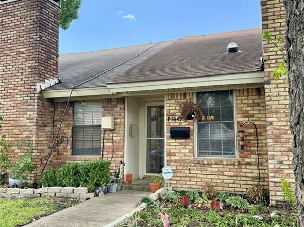 1909  Towngate Drive , Garland Texas 75041